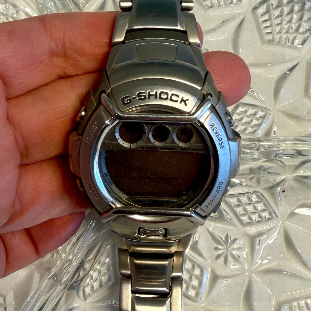 G-Shock Metallic Silver Smartwatch